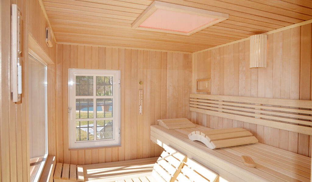 Individuelle Sauna mit Fenstern